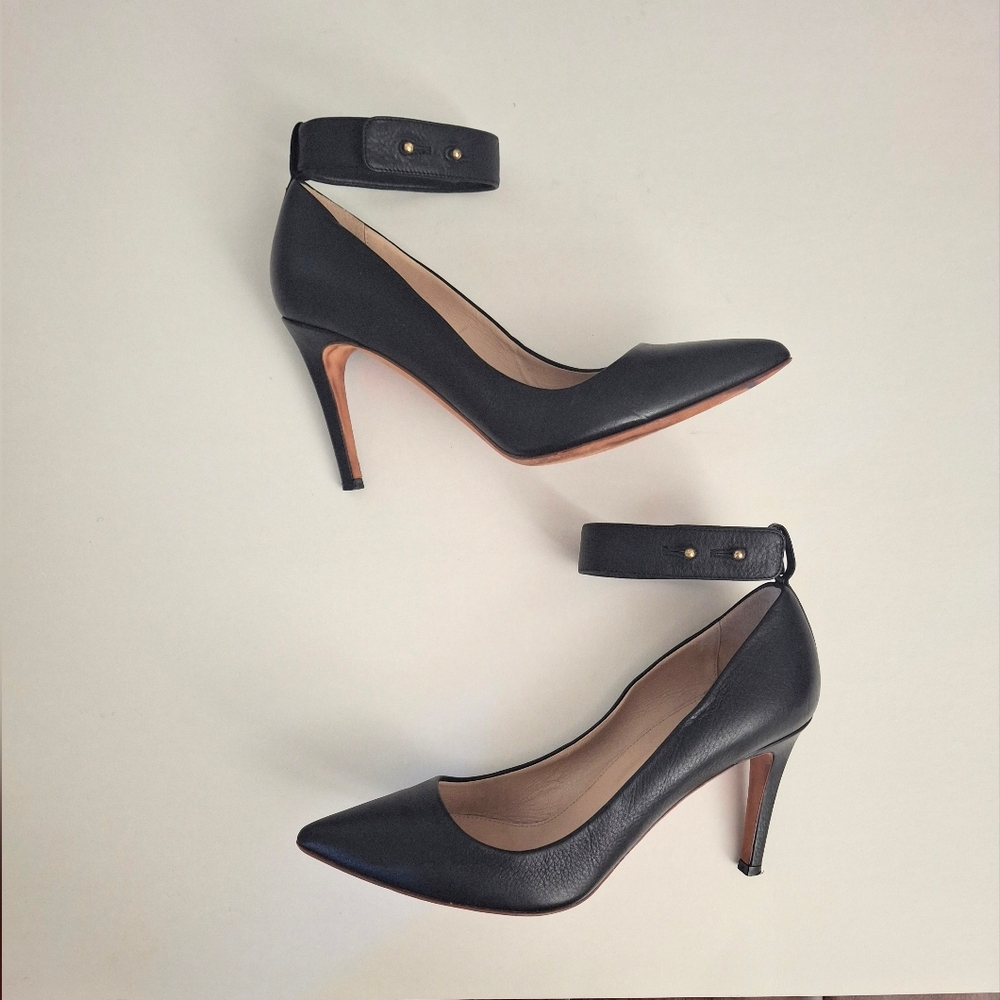J CREW Black Leather Ankle -Cuff Pointy Toe Pumps - Size 9